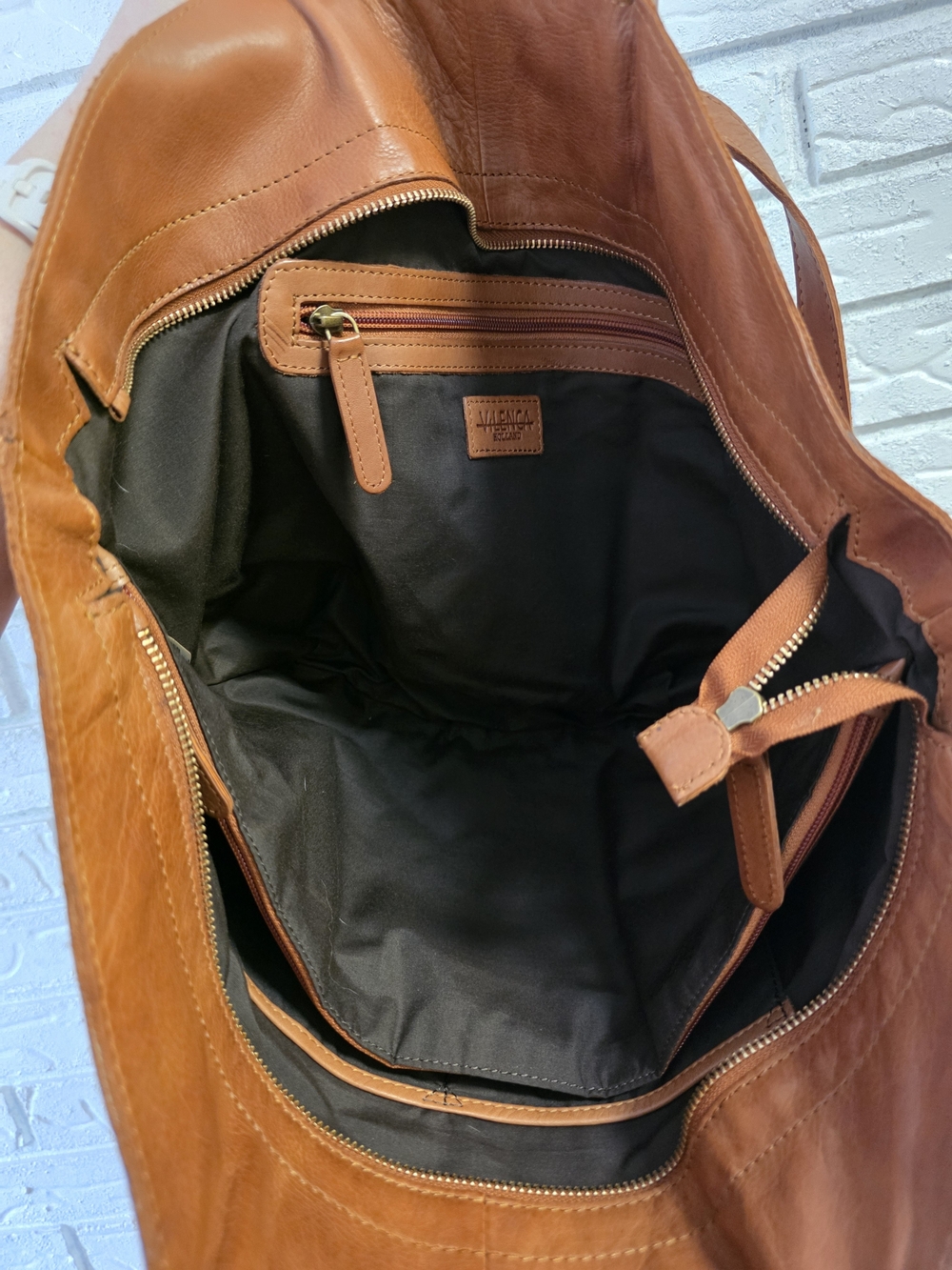 Vilenca Holland Genuine Leather Tote NWT - Picture 6 of 13